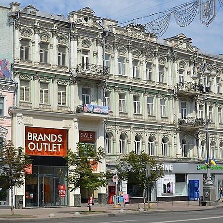 Lucky Hostel На Крещатике Kyiv Exterior foto