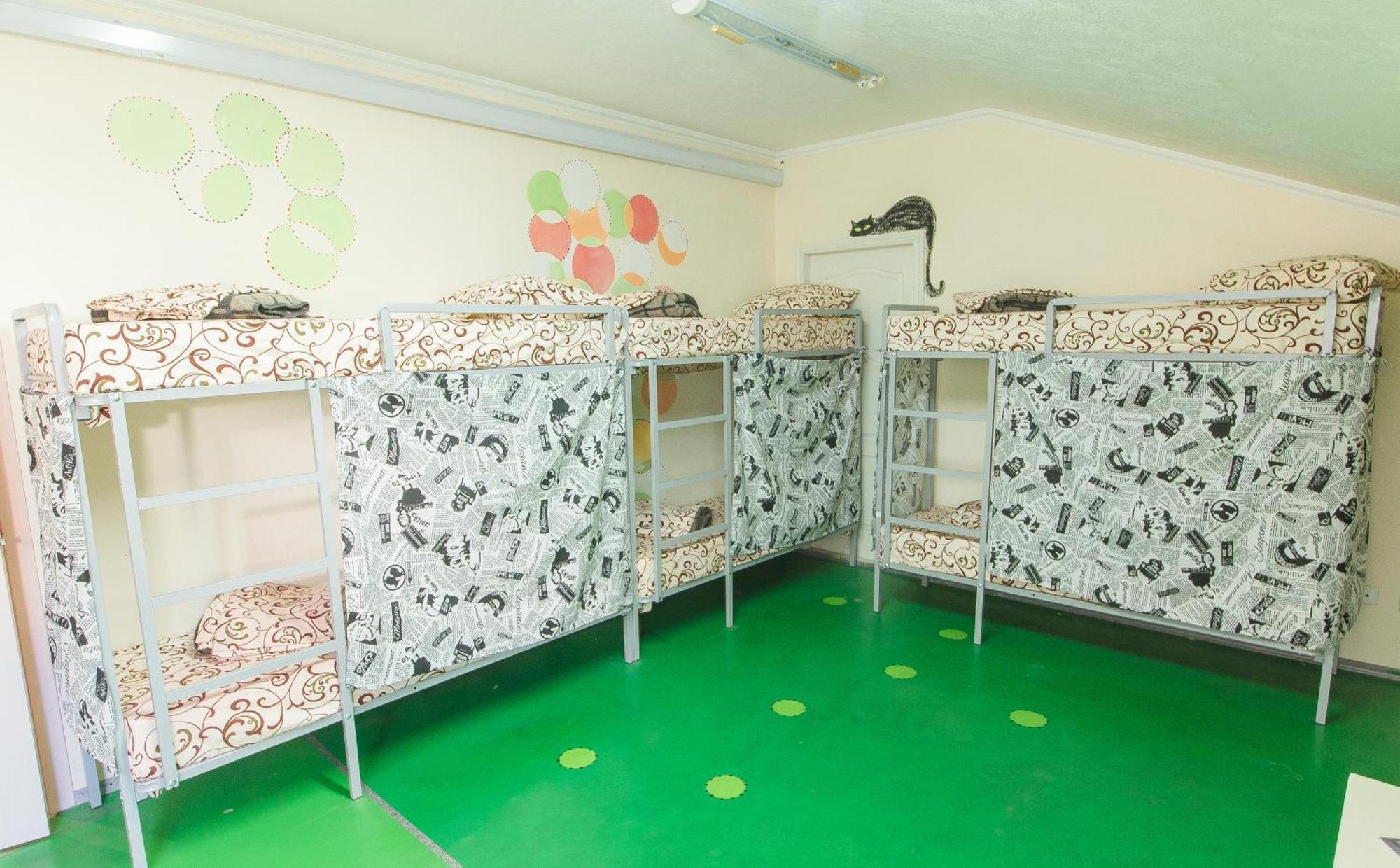 Lucky Hostel На Крещатике Kyiv Exterior foto