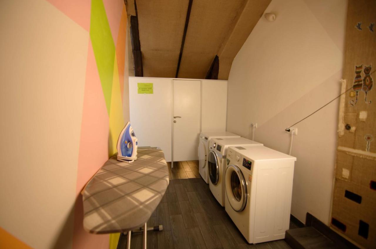 Lucky Hostel На Крещатике Kyiv Exterior foto