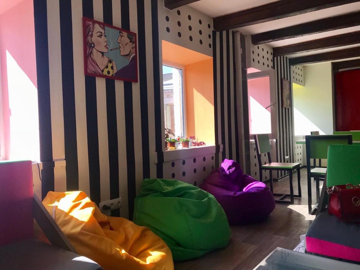 Lucky Hostel На Крещатике Kyiv Exterior foto